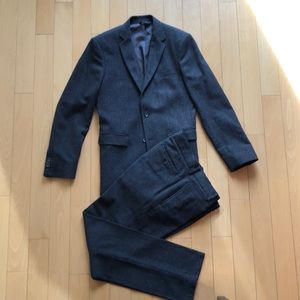 Brown Tweed Banana Republican Men’s Suit